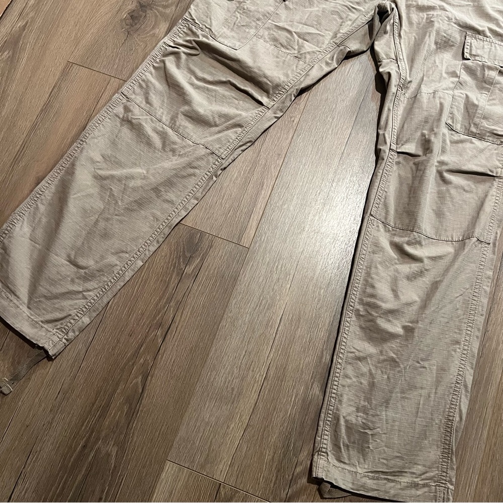 Carhartt WIP Work in Progress Beige Cargo Pants Men’s Aviation Pant Straight Leg - Picture 2 of 9
